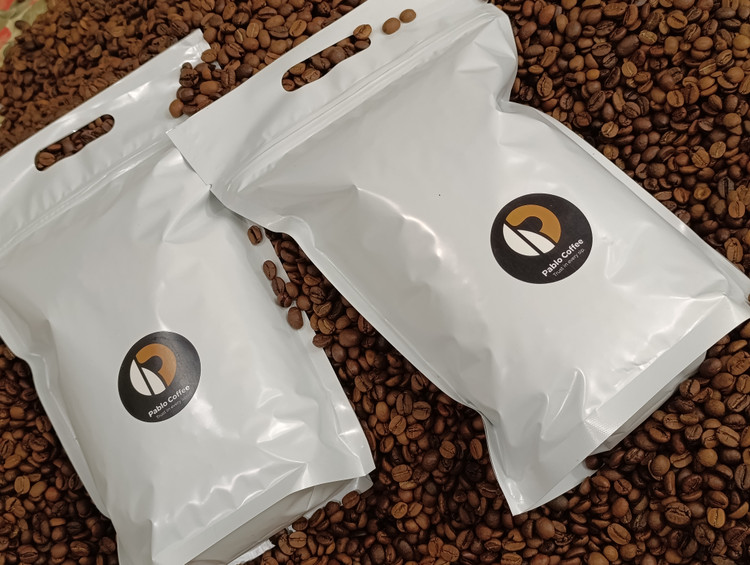 قهوه ترکیبی ۷۰٪ روبوستا ۳۰٪ عربیکا ویژه باریستا | طعمی حرفهای برای اسپرسو | پابلوکافی